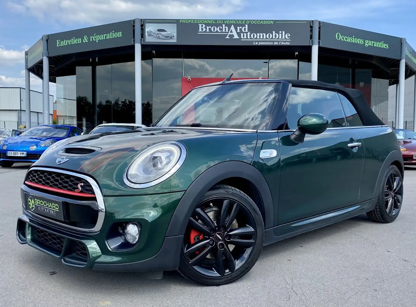 MINI Cooper S Cabriolet (F57) / 2.0l 192 CH BVM 6 / Vert - 2