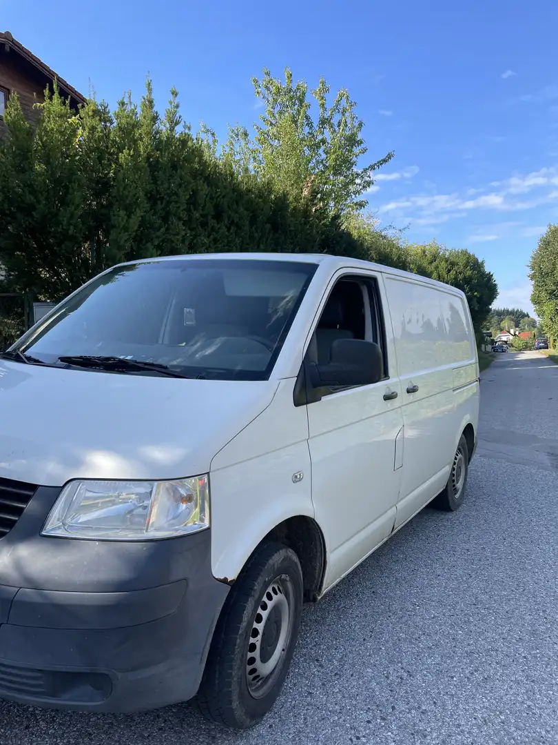 Volkswagen T5 - 1