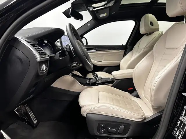 BMW X4 M view 4