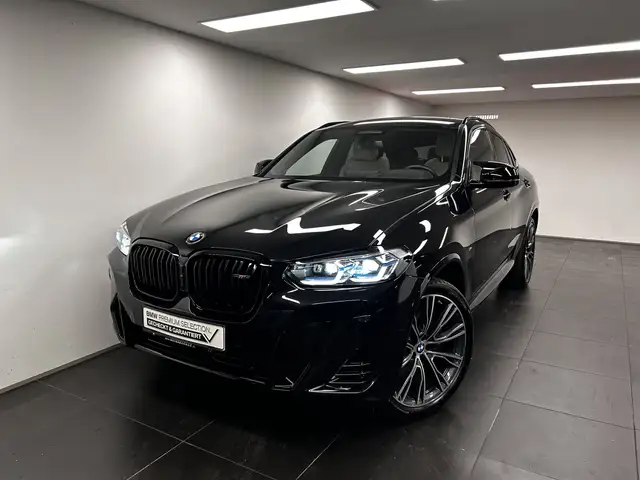 BMW X4 M view 7