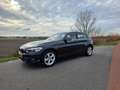BMW 118 118i Sport, trekhaak, navigatie, allseasons Zwart - thumbnail 1