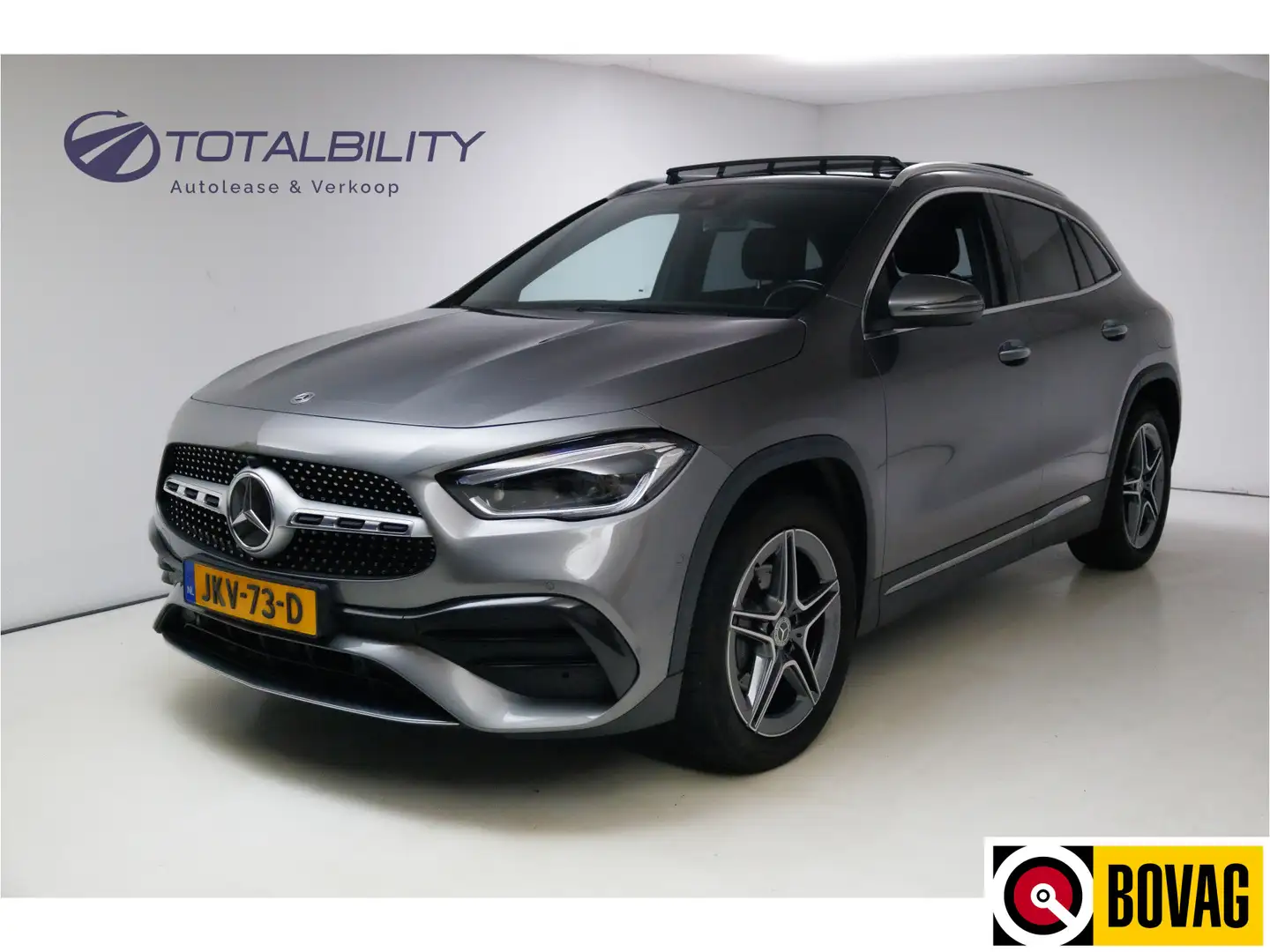 Mercedes-Benz GLA 250 e AMG Line automaat | Panoramadak | Wegklapbare Tr Grijs - 1