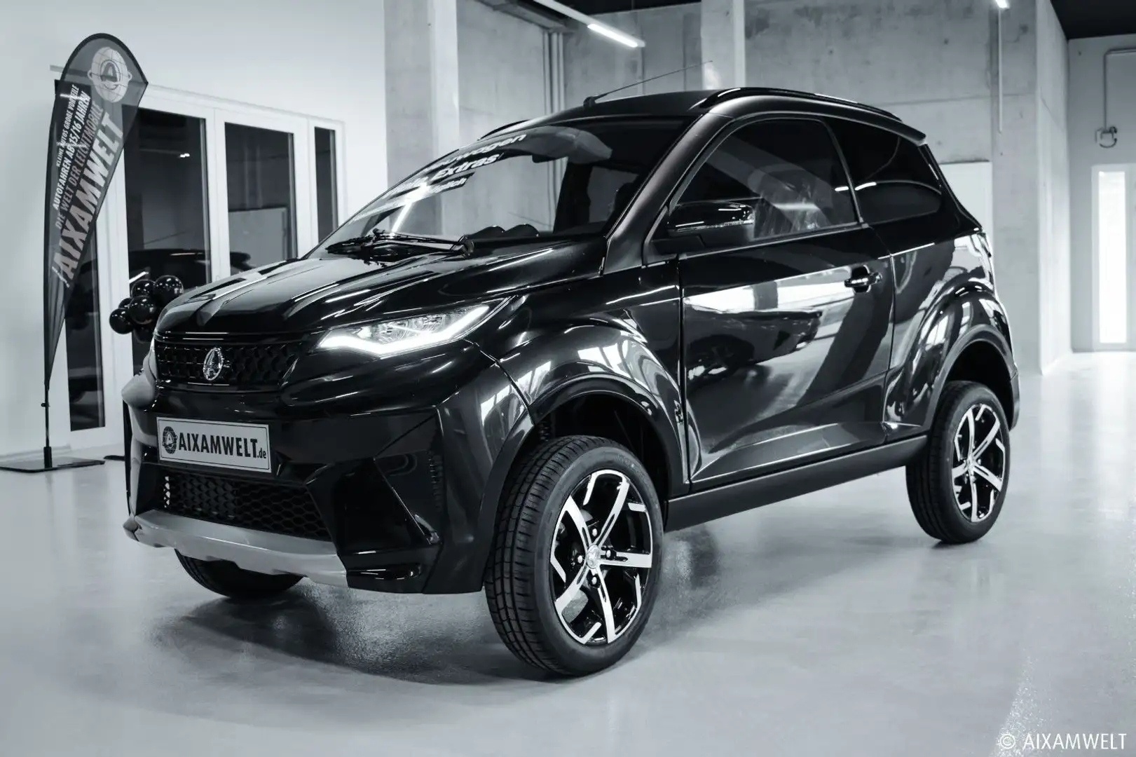 Aixam CROSSOVER Premium Schwarz Schwarz - 1