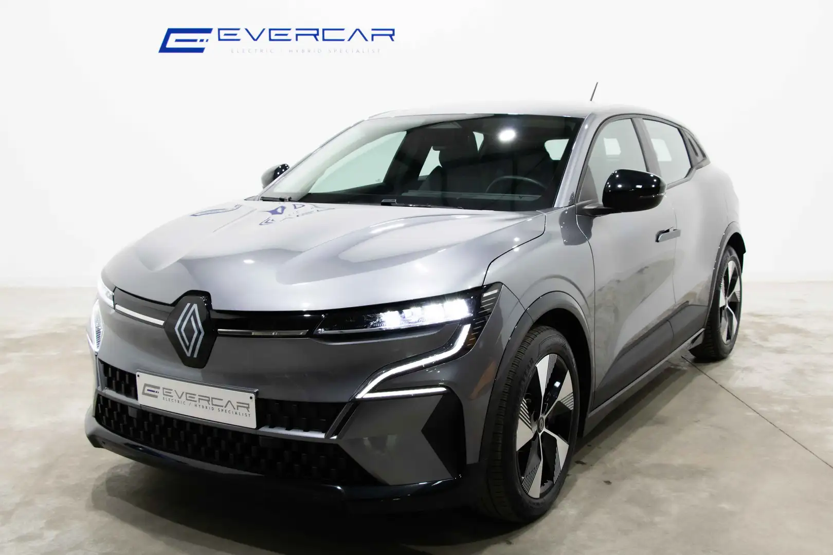 Renault Megane E-Tech EV60 EQUILIBRE OPTIMUM CHARGE ***22KW CHARGER*** Grey - 1