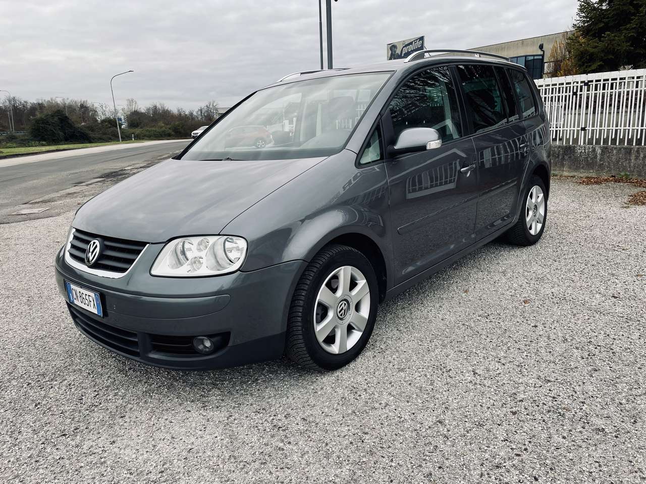 Volkswagen Touran 2.0 tdi Highline dsg. UNICO PROPRIETARIO