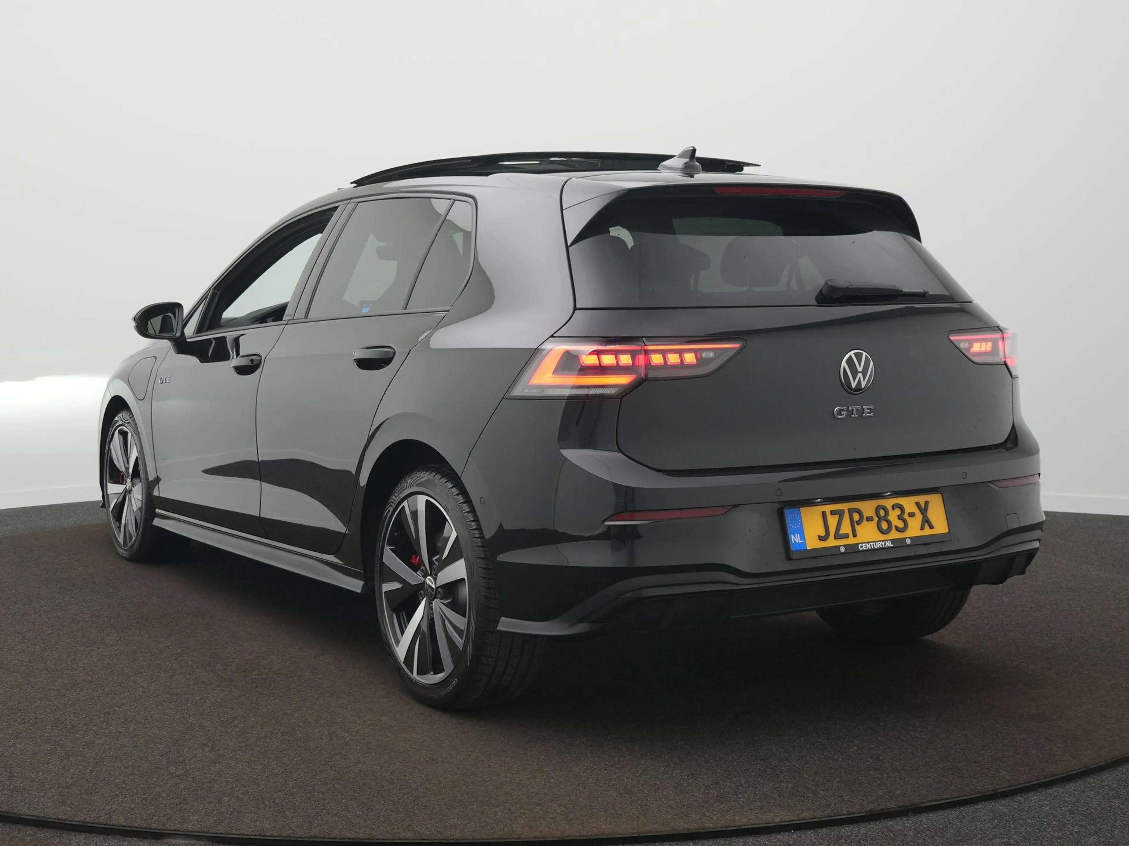 Volkswagen Golf GTE 1.5 eHybrid 200 kW / 272 PK Hatchback 6 versn. 272 — photo 8