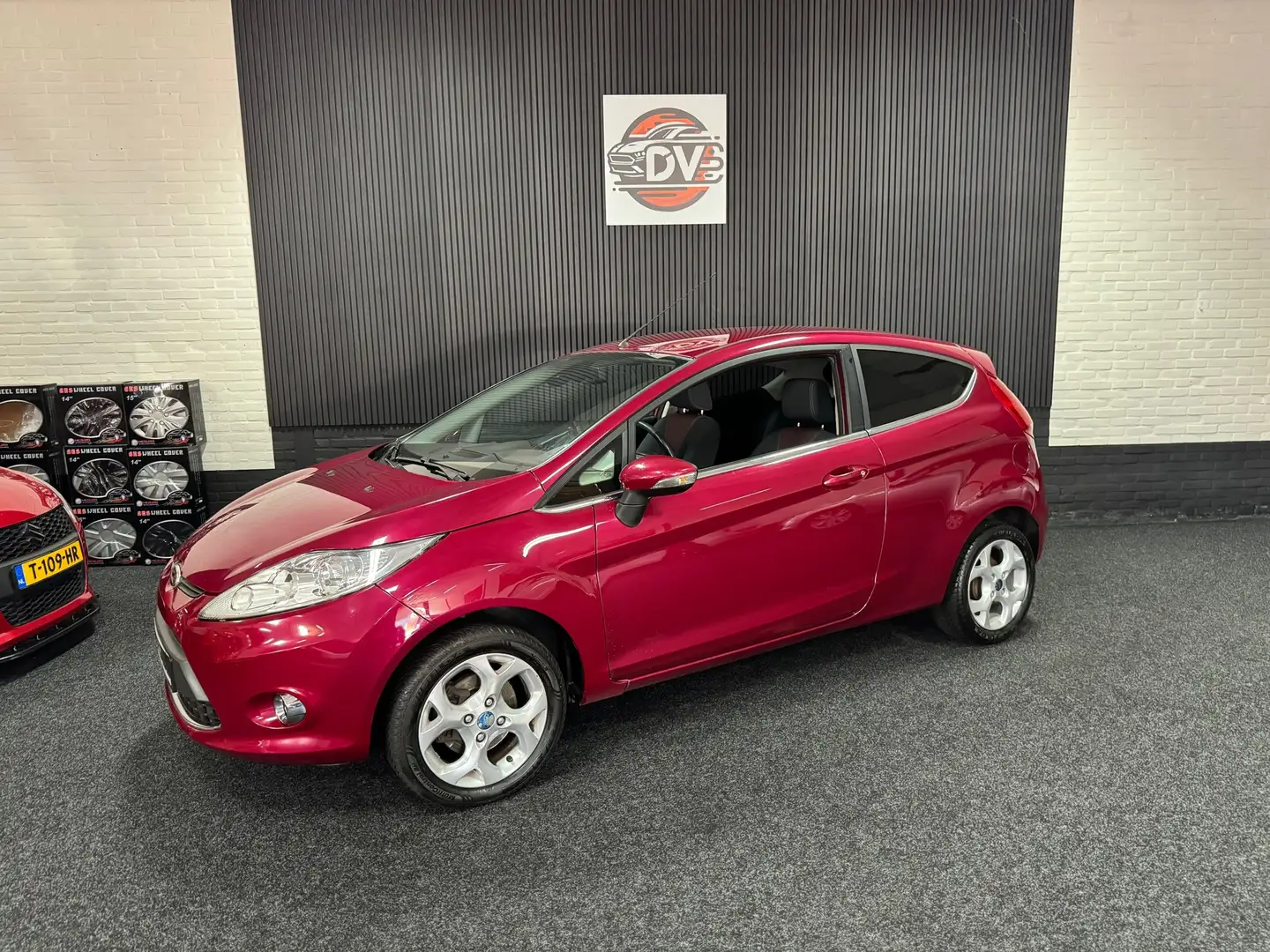 Ford Fiesta 1.25 Titanium, CLIMAT, STL VERW, ELEK PAKKET, LMV, Mauve - 1