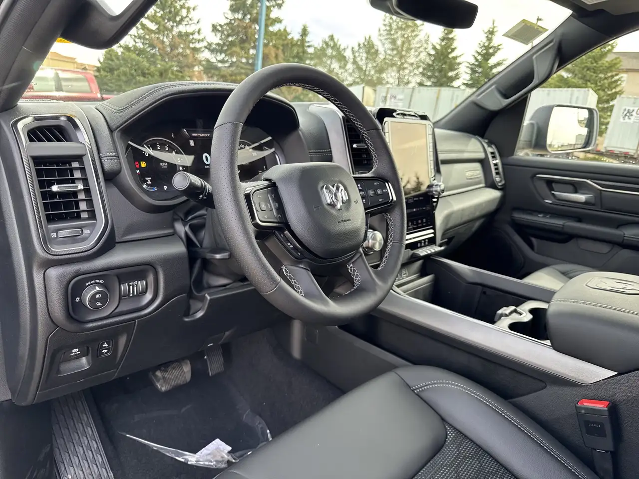 RAM 1500 снимка RAM 1500
