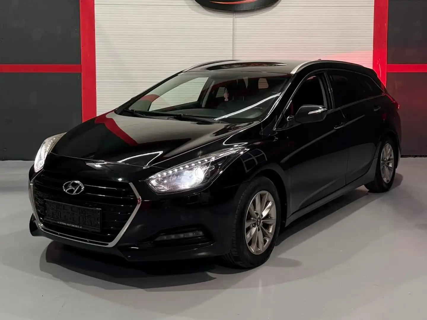 Hyundai i40 blue Style Schwarz - 1