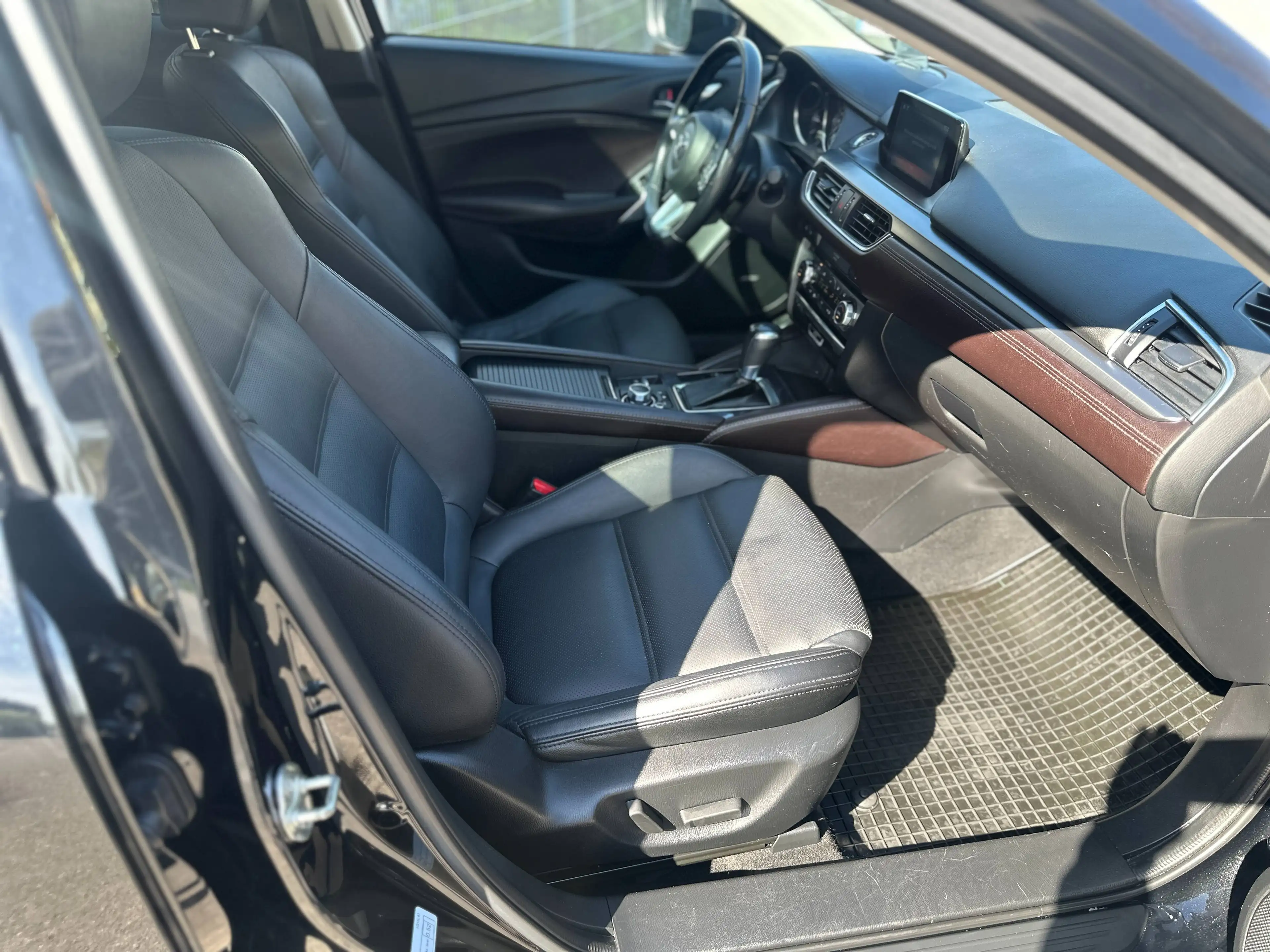 Mazda 6 2.2 Diesel Automatik Kizoku Intense Nakama Leder Navi GSD — photo 10