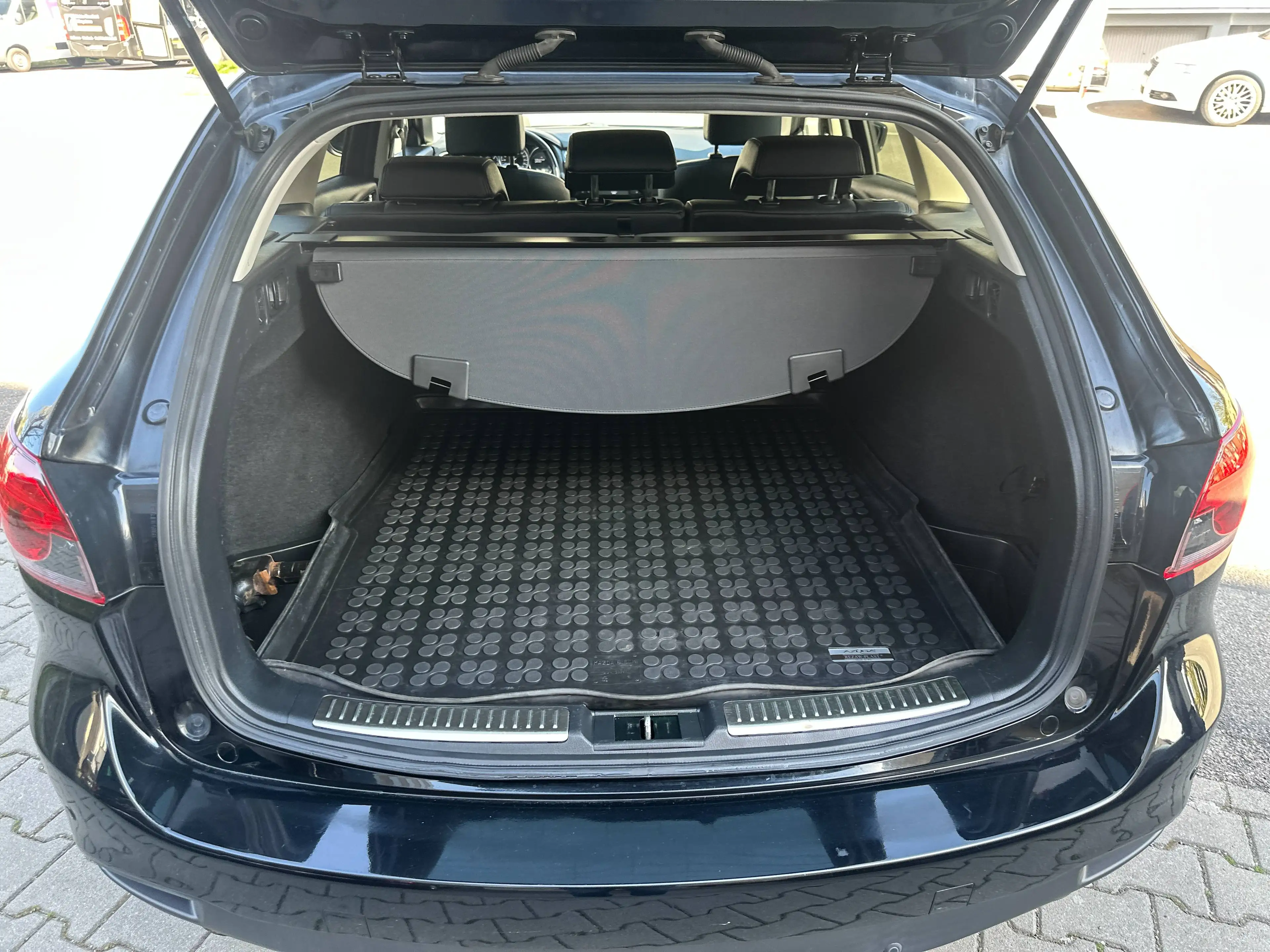 Mazda 6 2.2 Diesel Automatik Kizoku Intense Nakama Leder Navi GSD — photo 13