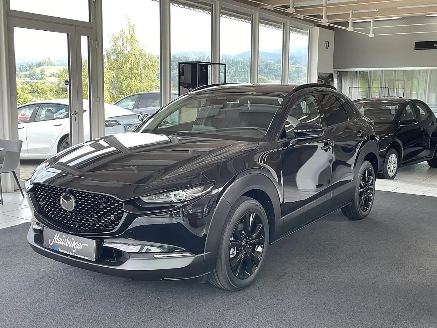 Mazda CX-30 e-Skyactive G140 Homura Plus Aut. Schwarz - 1