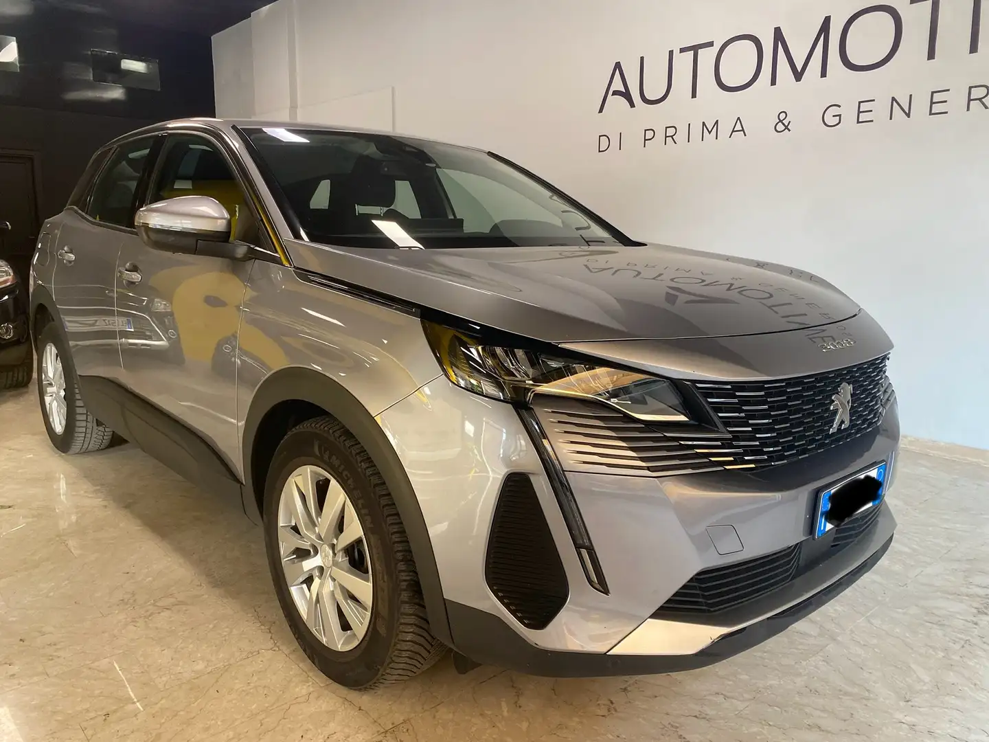 Peugeot 3008 1.5 bluehdi Active s Grigio - 2