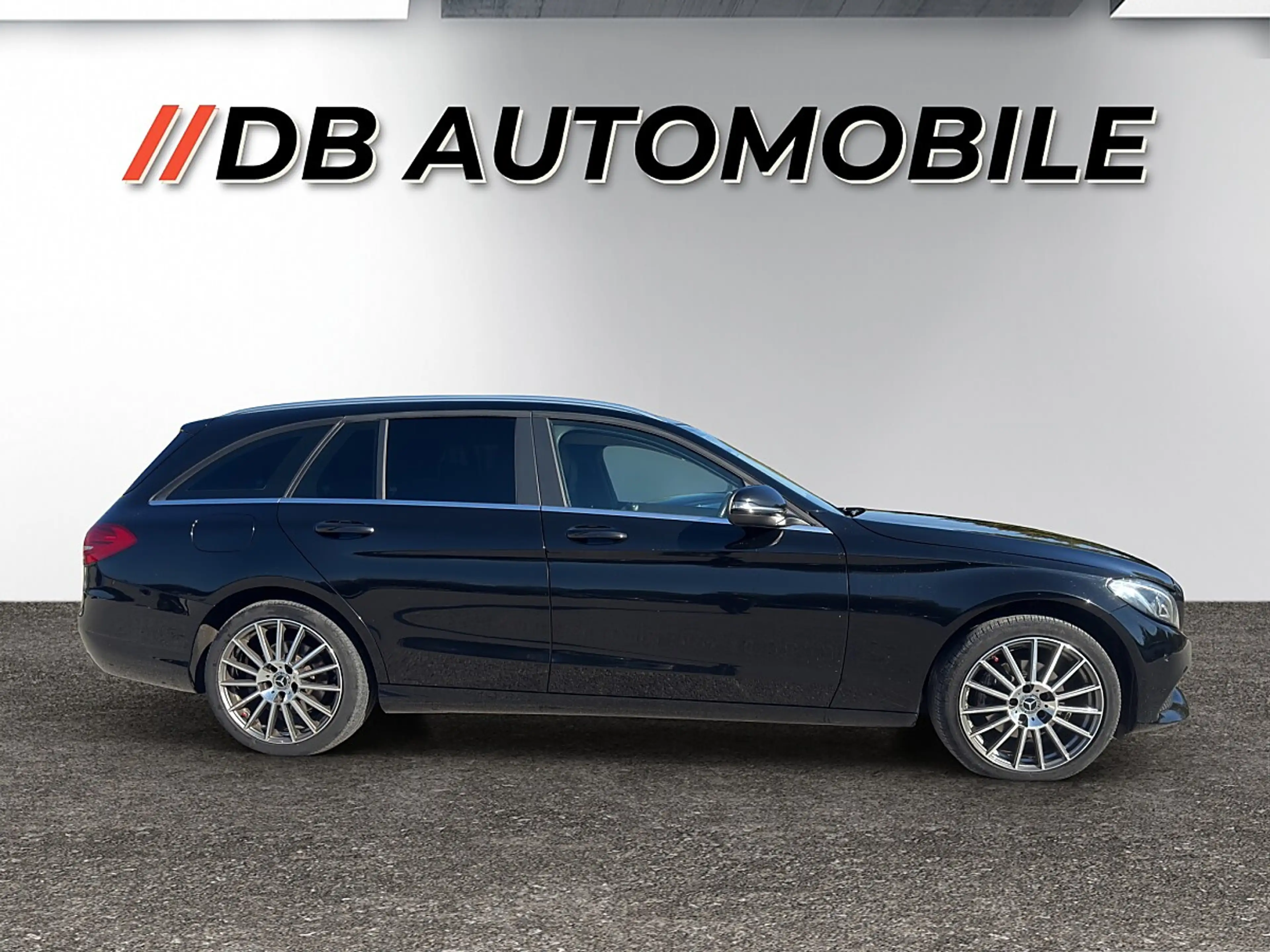 Mercedes-Benz C 220 d Exklusive Aut. — photo 4