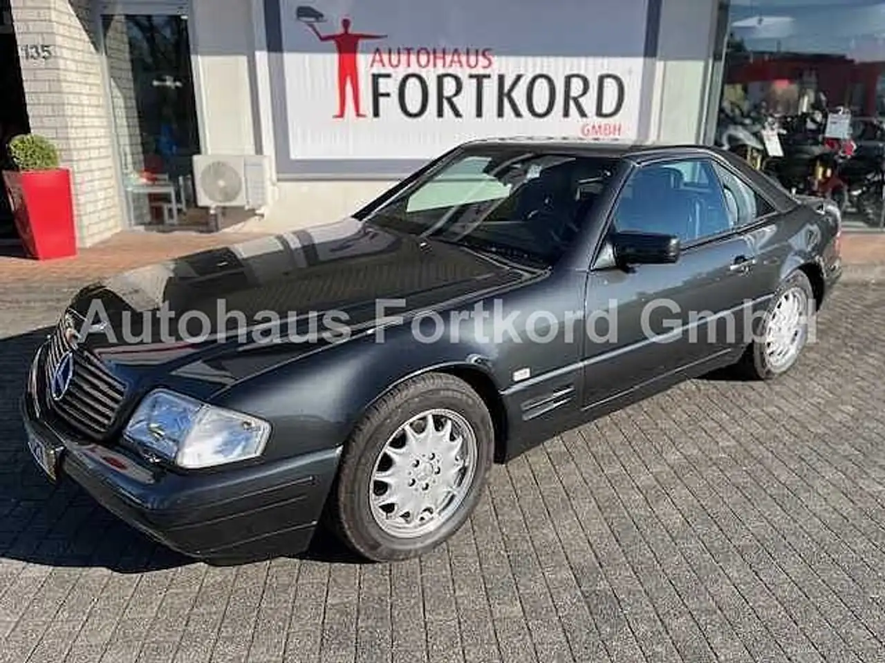 Mercedes-Benz SL 320 - excellenter Pflegezustand - 1 Hd., foto 1