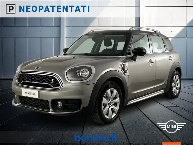 Mini Cooper Cooper main image