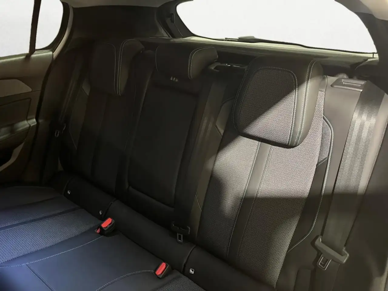 Peugeot 308 308 — photo 12