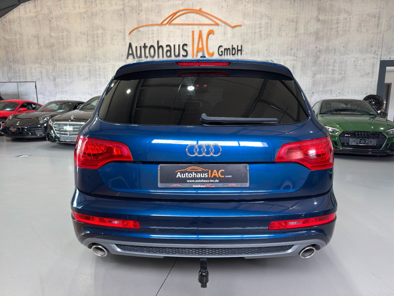 Audi Q7 /3.0/TDI/quattro/PANO/LED/AHK/7.SITZER/S-line — photo 4