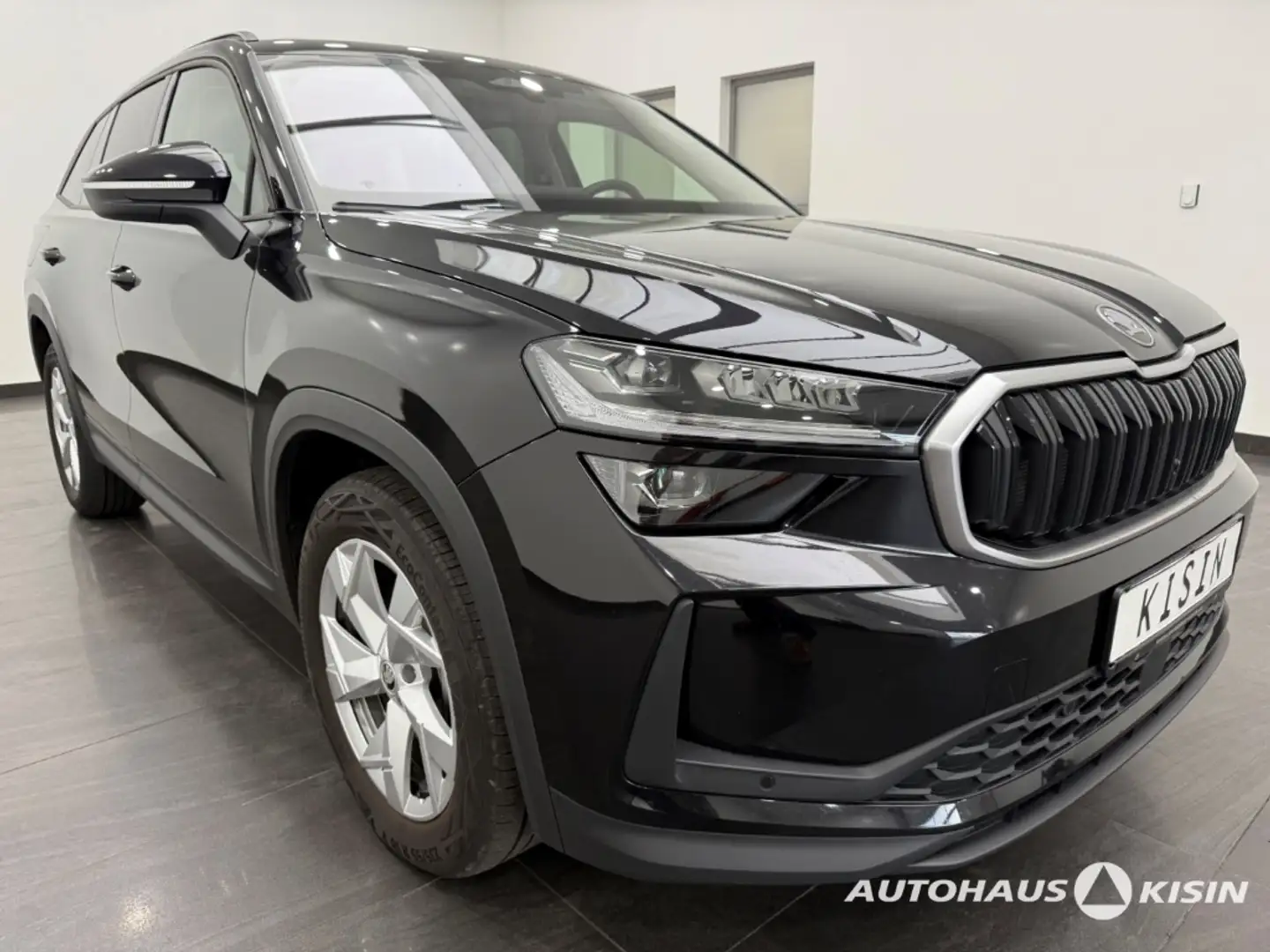 Skoda Kodiaq 2.0 TDI 4x4 Selection /AHK /PANO /CAM Schwarz - 2
