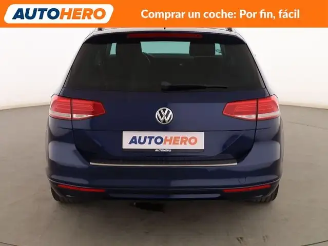 Volkswagen Passat view 5