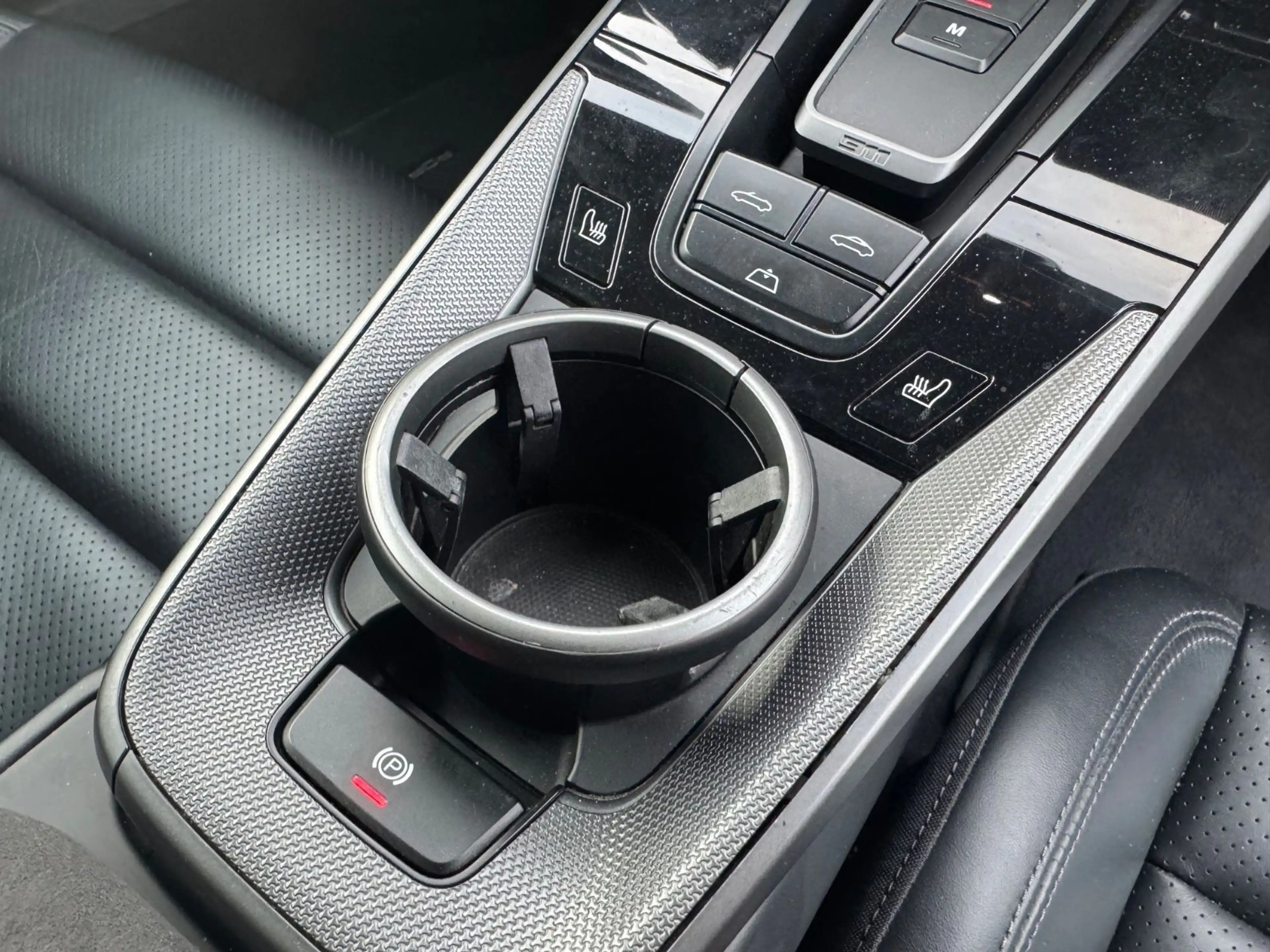 Porsche 992 Carrera Cabriolet Sportabgas Approved VOLL ! — photo 11