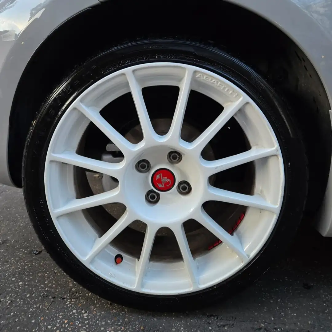 Abarth 595 500/595 1.4 16v t. t-jet 140cv Gri - 2