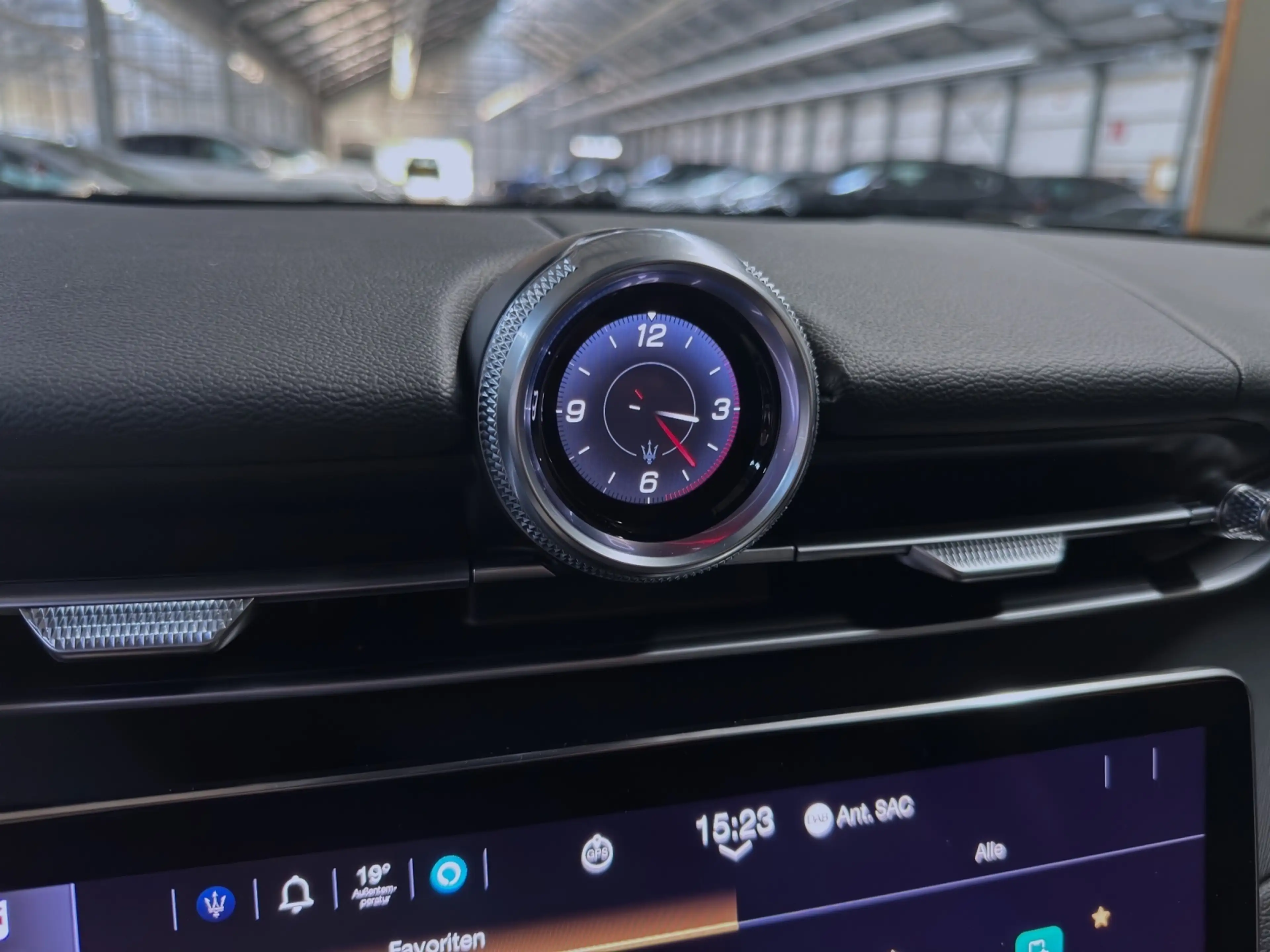 Maserati Grecale GT Hybrid — photo 13