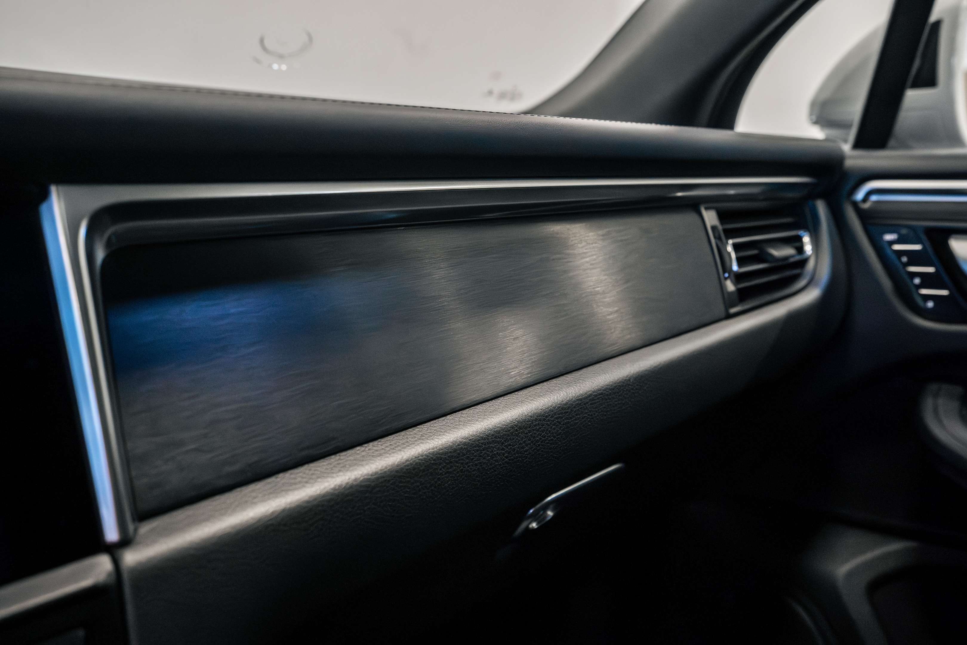 2021 Porsche Macan GTS thumb 27