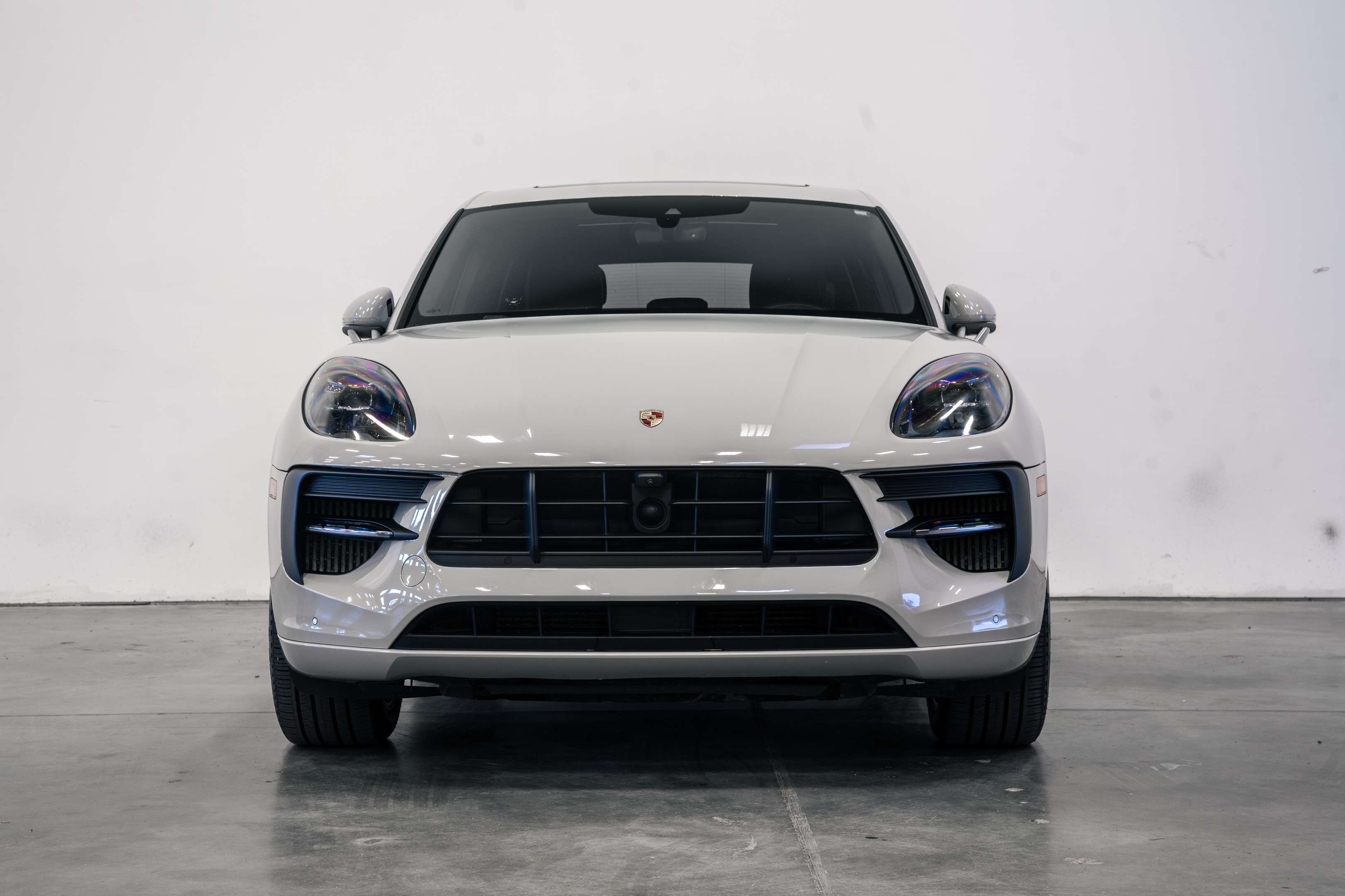 2021 Porsche Macan GTS alt 2