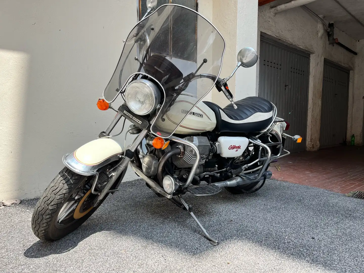 Moto Guzzi California 1000 California II Wit - 1