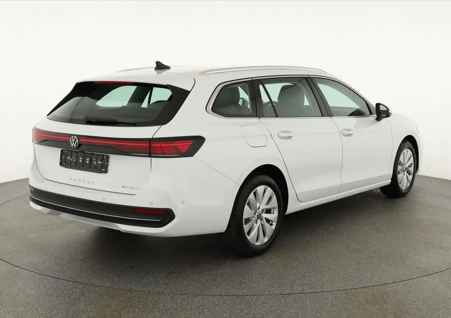 Volkswagen Passat Variant 1.5 TSI eHybrid 150 kW Business Business, AHK, ... Blanc - 2