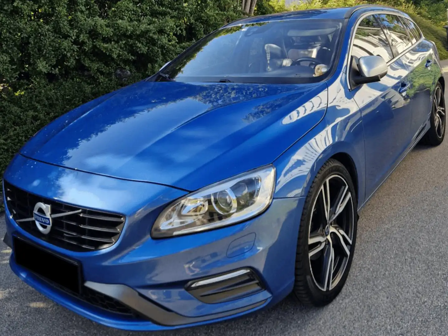 Volvo V60 V60 T2 Geartronic R-Design Albastru - 1
