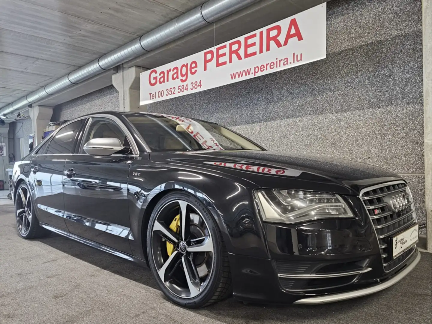 Audi S8 4.0 TFSI QUATTRO BANG OLUFSEN PANO CUIR NAVI Černá - 1