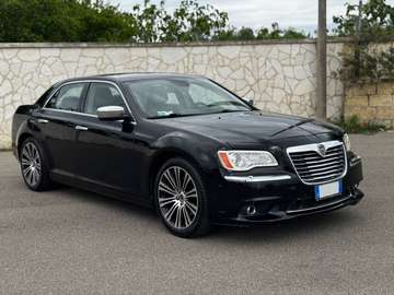 Thema 2011 3.0 V6 mjt II Platinum 239cv auto
