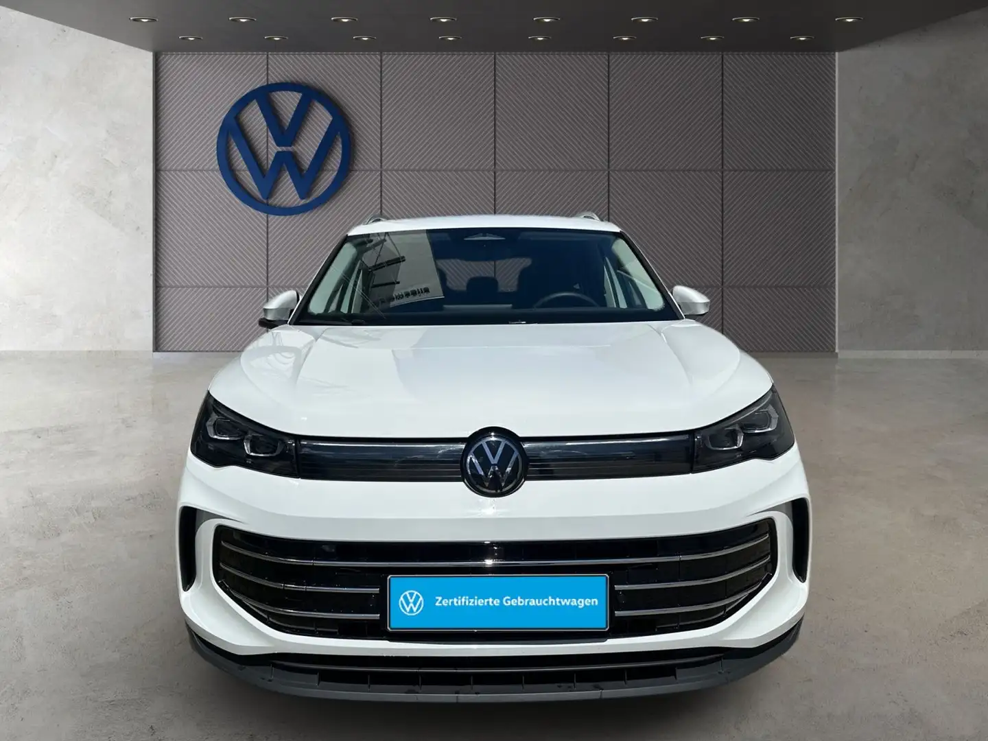 Volkswagen Tiguan 2.0 TDI DSG Elegance Navi AHK IQ.LIGHT" - Weiß - 2