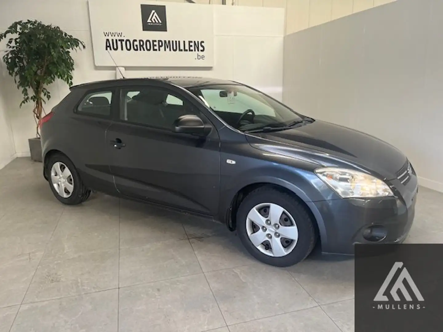 Kia ProCeed / pro_cee'd ISG EX Сірий - 2