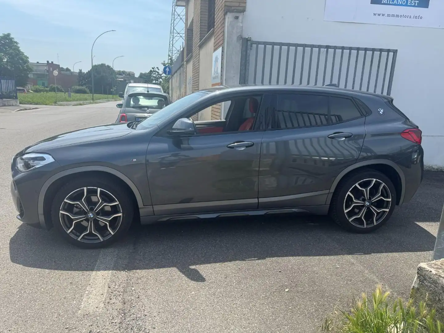 BMW X2 sDrive18d M sport   UNICO PROPRIETARIO Gris - 2