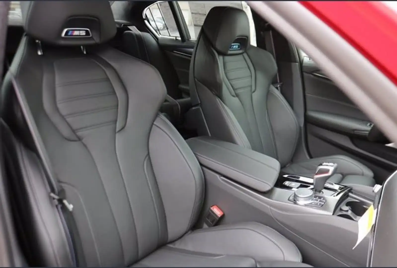 BMW M5 Competition Rot - 2