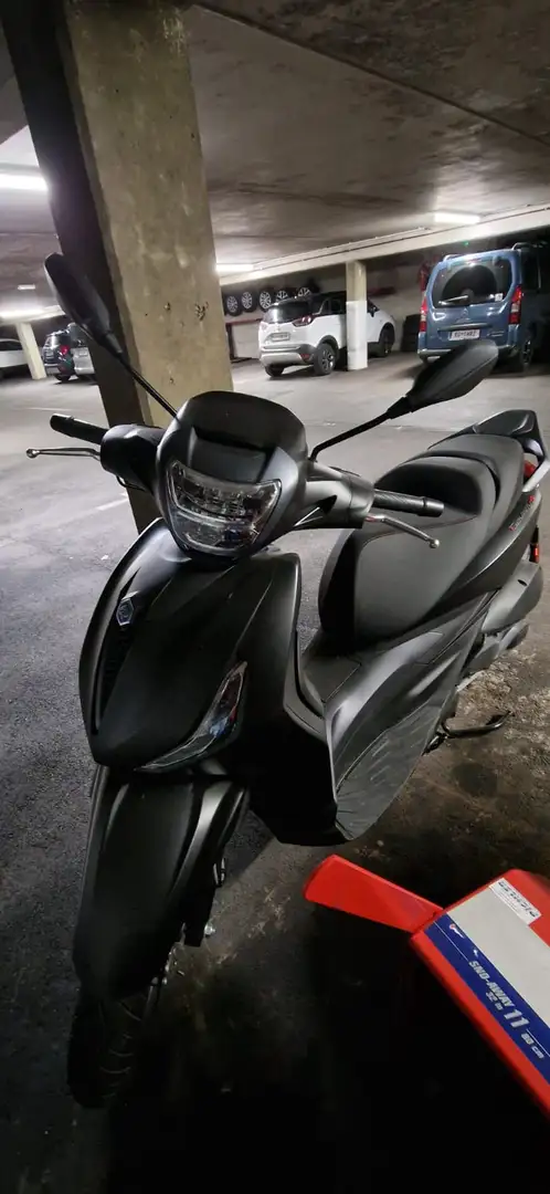 Piaggio Sonstige Beverly 300 HPE Schwarz - 2