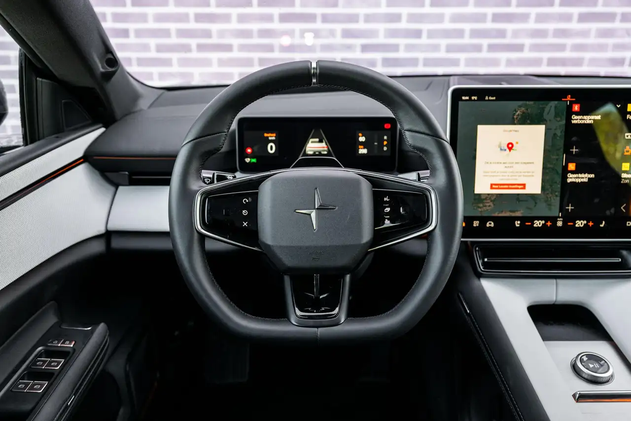 Polestar 4 2024