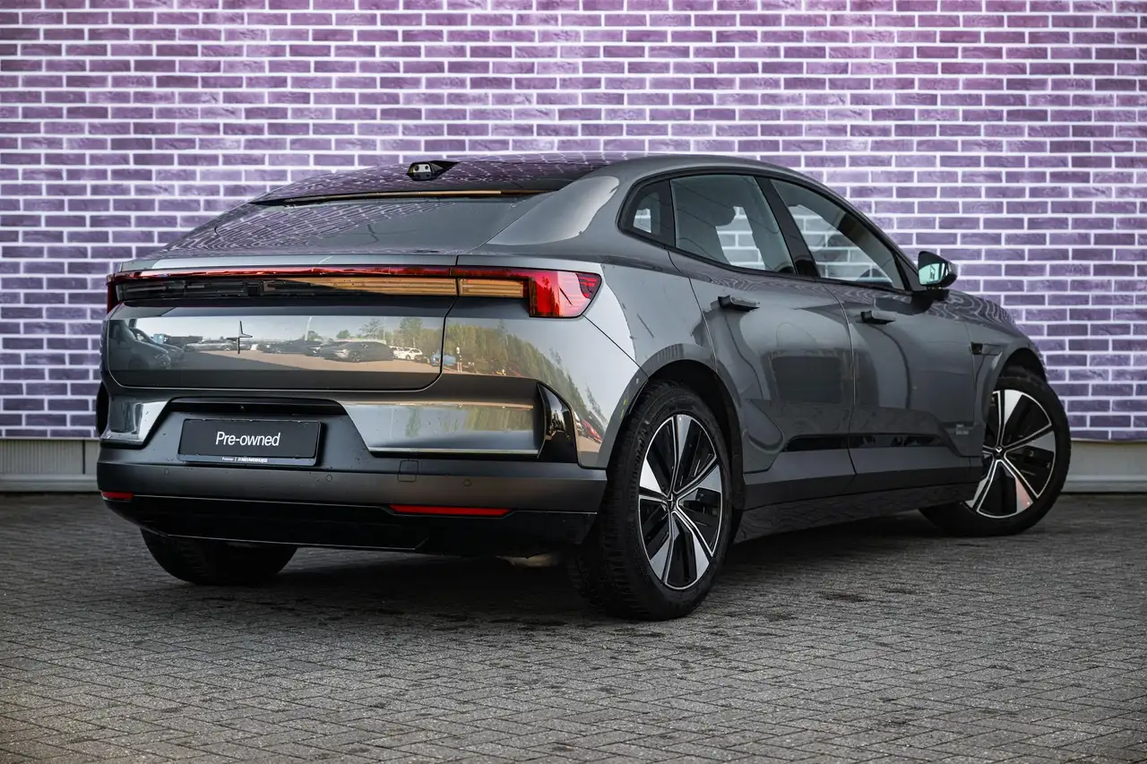 Polestar 4 2024