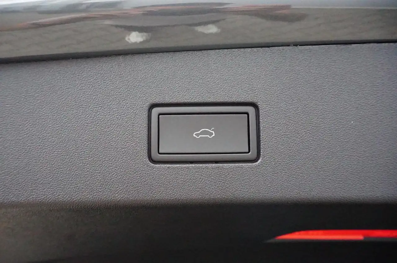 Volkswagen Tayron R-Line 2,0 l TDI 4M 7-Gang-DSG Navi,AHK,Pano,LED 11