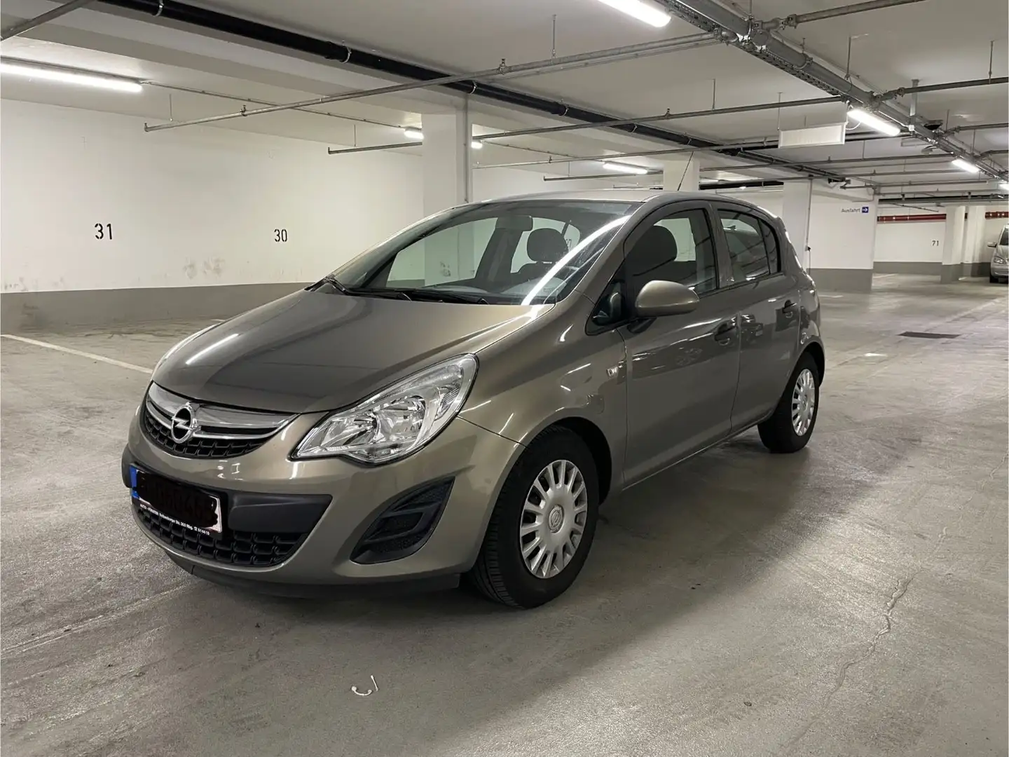 Opel Corsa D Selection Braun - 1
