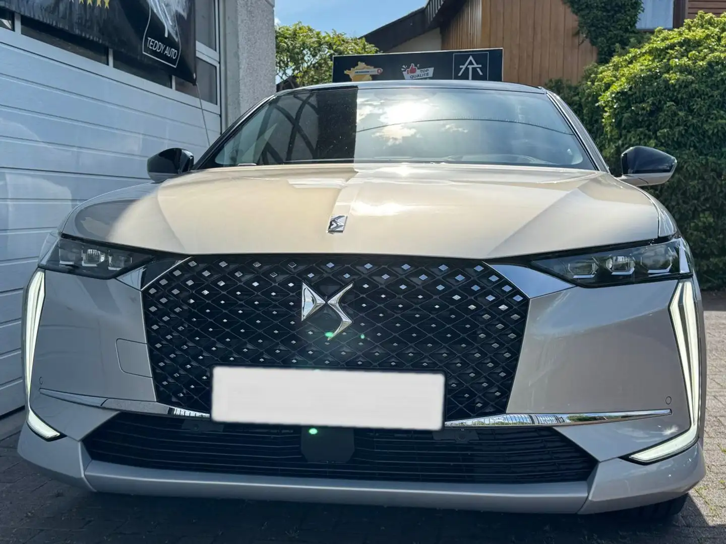 DS Automobiles DS 4 BlueHDI 130 EAT8 Antoine de Saint - 2