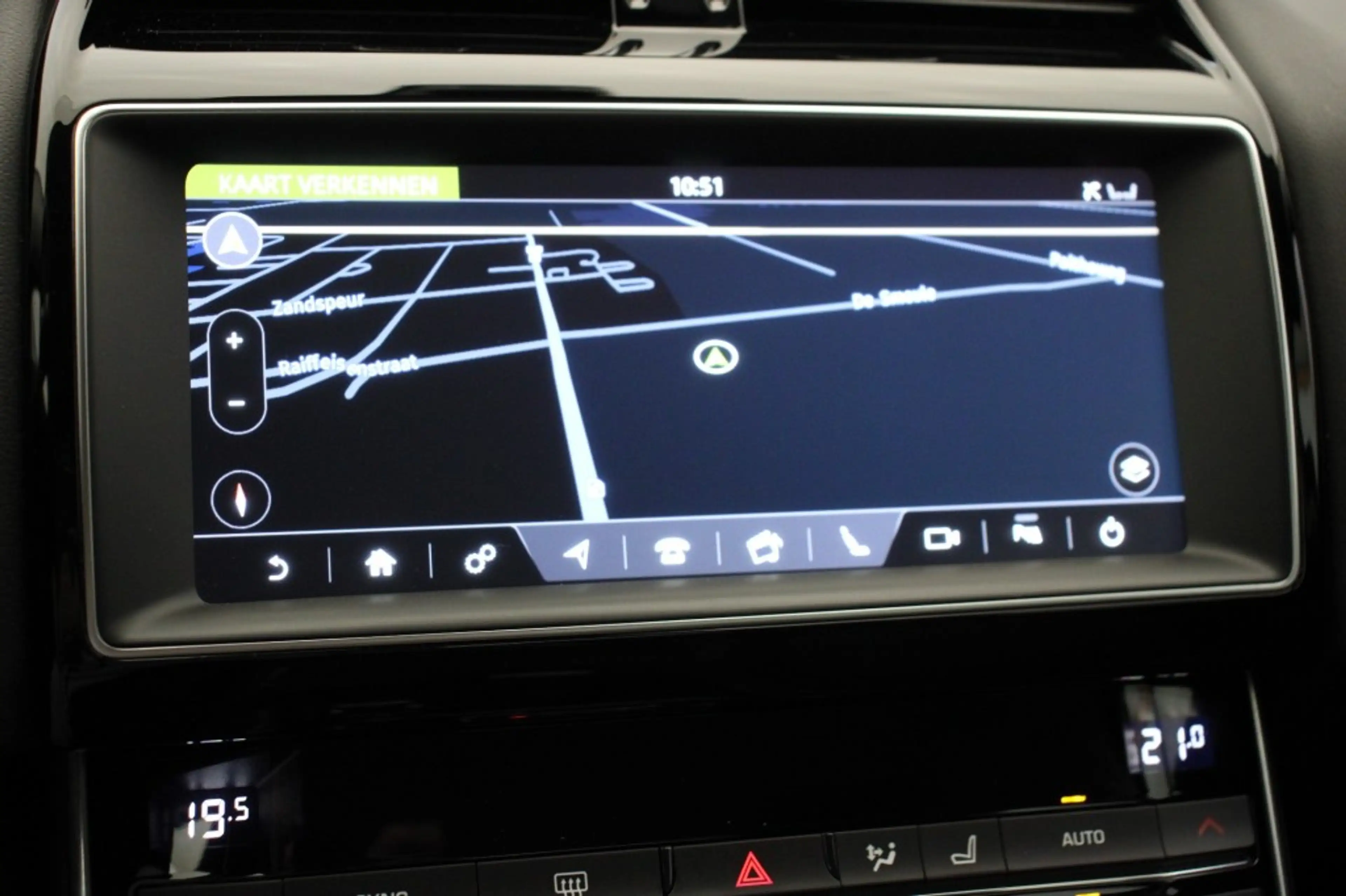 Jaguar XE Sedan 2.0t Pure Automaat - Navi, Camera, Leer, Sto — photo 5