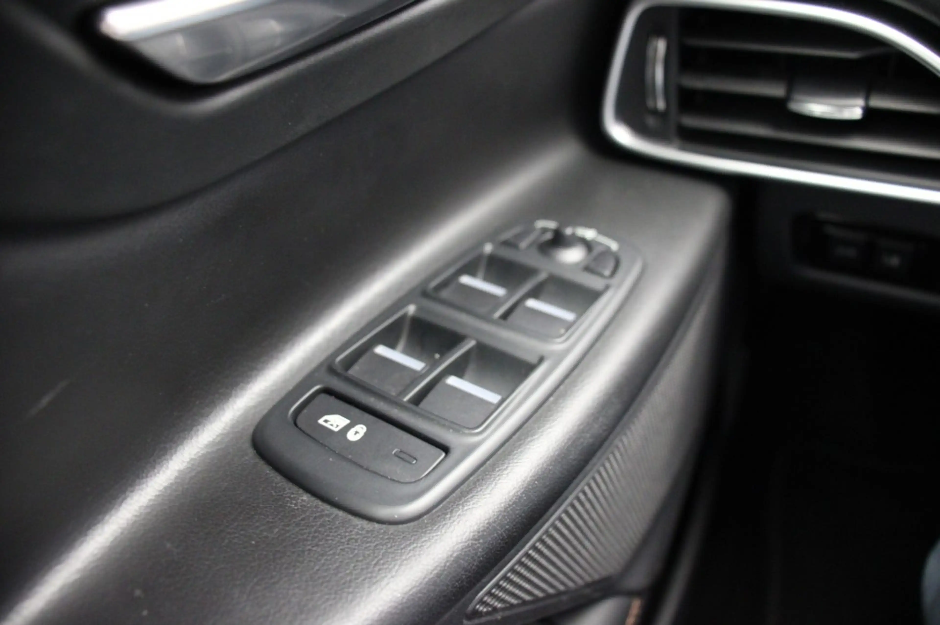 Jaguar XE Sedan 2.0t Pure Automaat - Navi, Camera, Leer, Sto — photo 29