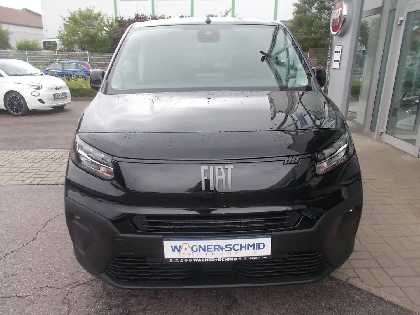 Fiat Doblo Kombi 1.5 HDi 130 Automatik + 7 Sitzer Schwarz - 2
