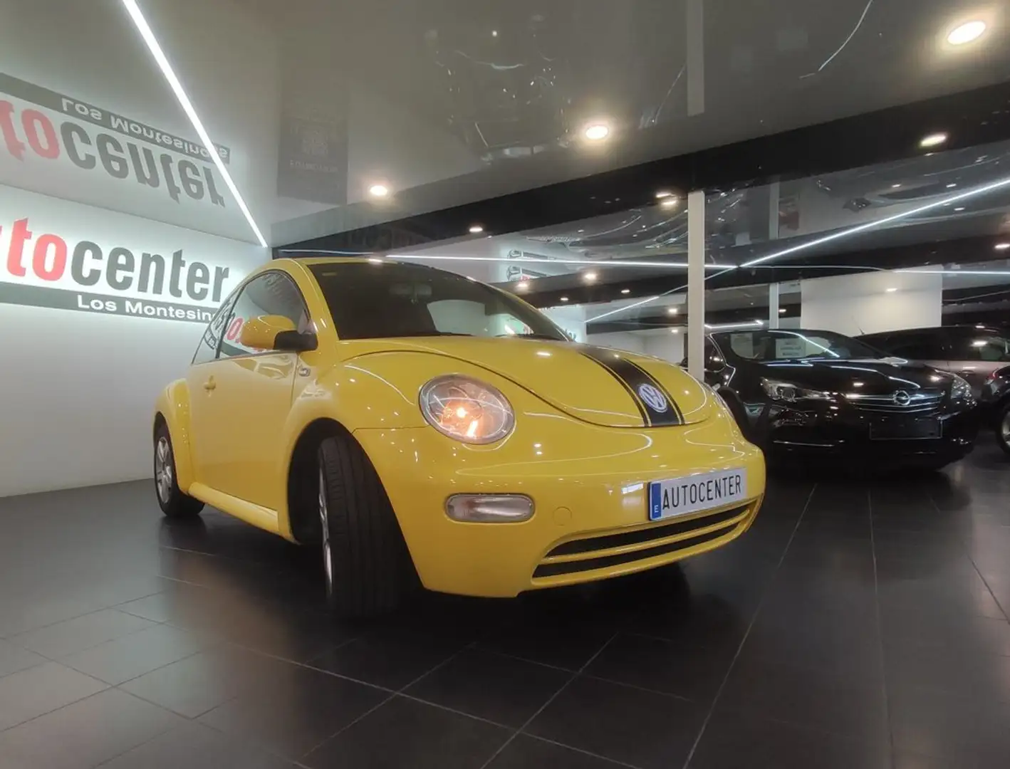 Volkswagen Beetle 2.0 115CV Jaune - 2