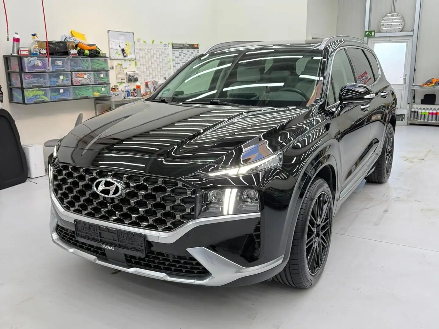 Hyundai Grand Santa Fe Hyundai Santa Fe Signature Plug-In Hybrid 4WD Schwarz - 1