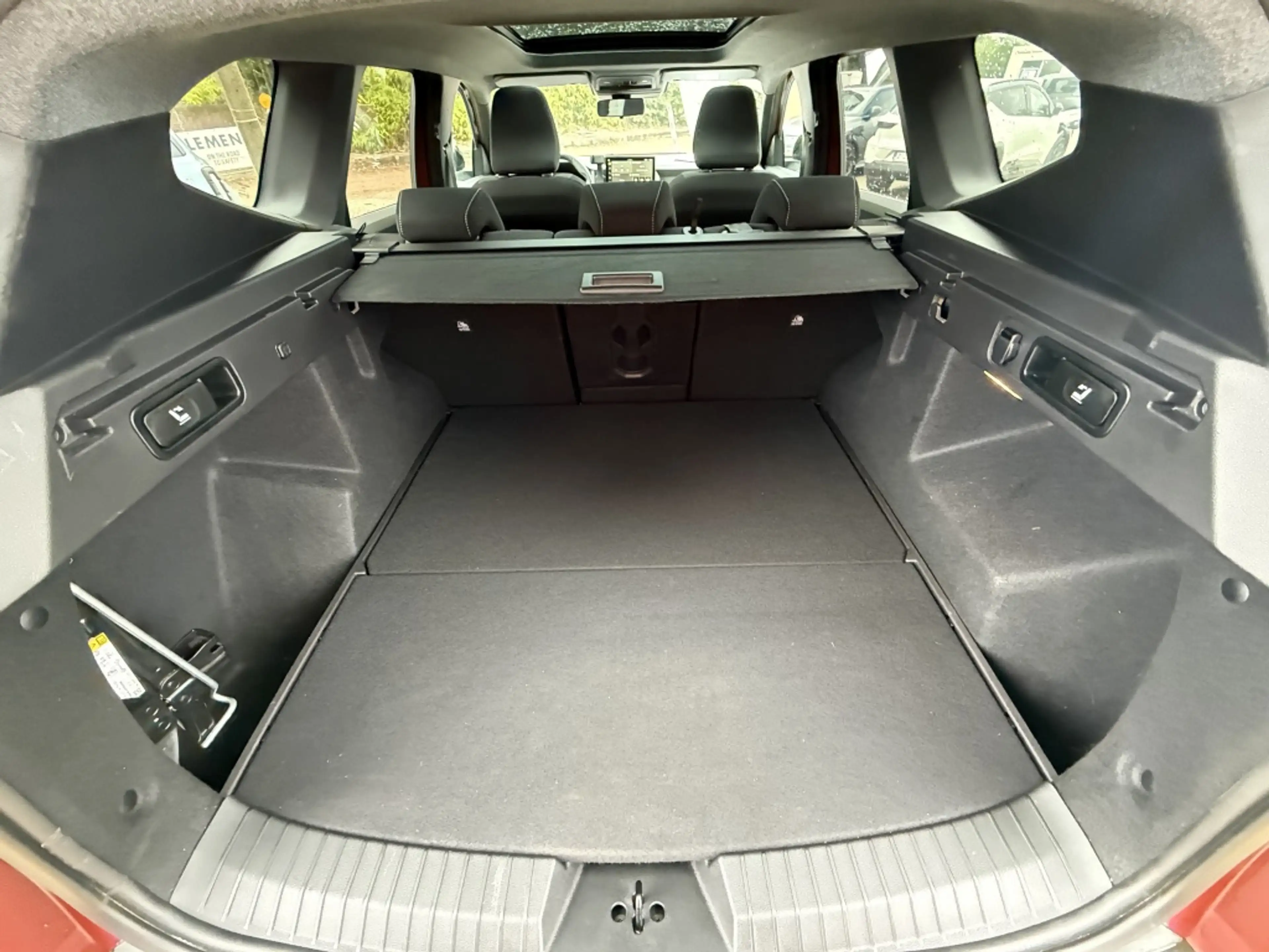 Dacia Bigster Hybrid 155 Journey — photo 6